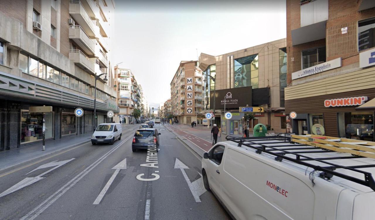 Holidays2Malaga 2 Bedroom Armengual De La Mota Close Shopping Center ภายนอก รูปภาพ