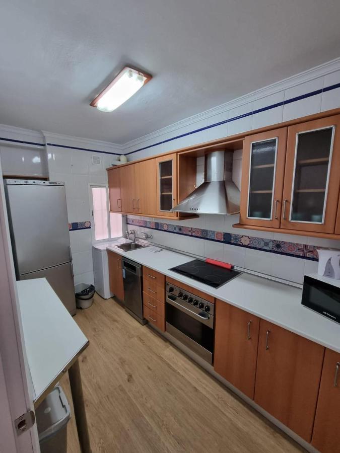 Holidays2Malaga 2 Bedroom Armengual De La Mota Close Shopping Center ภายนอก รูปภาพ