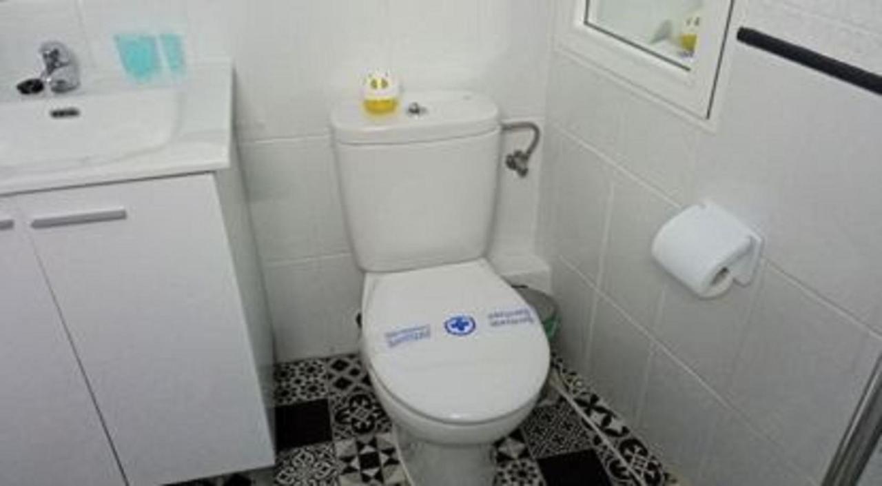 Holidays2Malaga 2 Bedroom Armengual De La Mota Close Shopping Center ภายนอก รูปภาพ