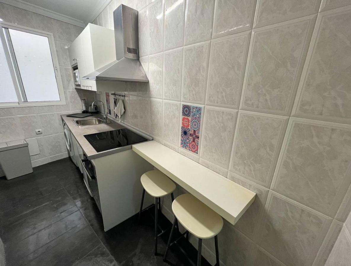Holidays2Malaga 2 Bedroom Armengual De La Mota Close Shopping Center ภายนอก รูปภาพ