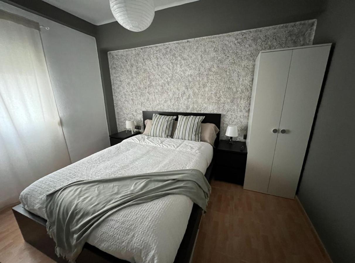 Holidays2Malaga 2 Bedroom Armengual De La Mota Close Shopping Center ภายนอก รูปภาพ